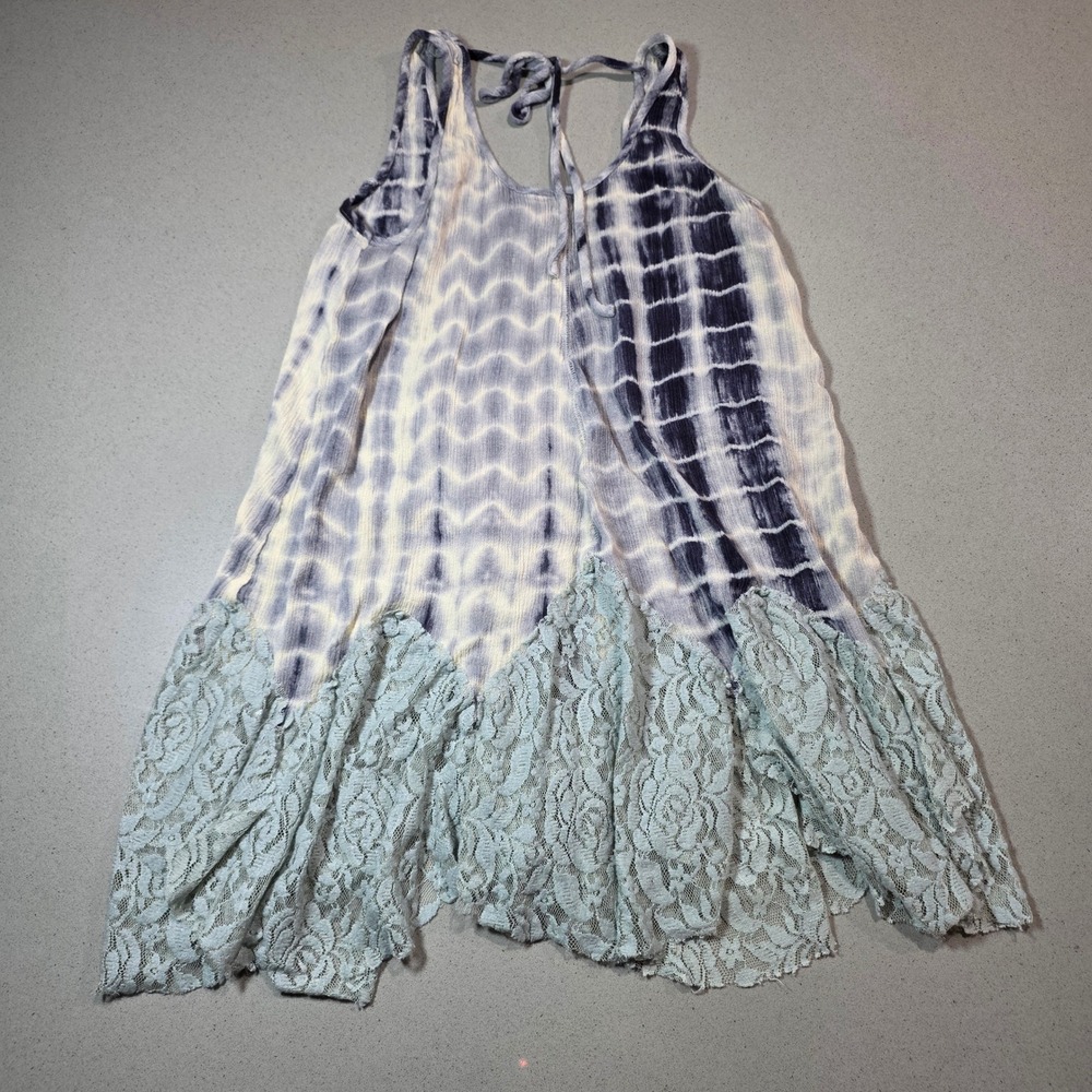 Hem & Thread Tie Dye Lace Hem Sleeveless Boho Top Blue Green Medium